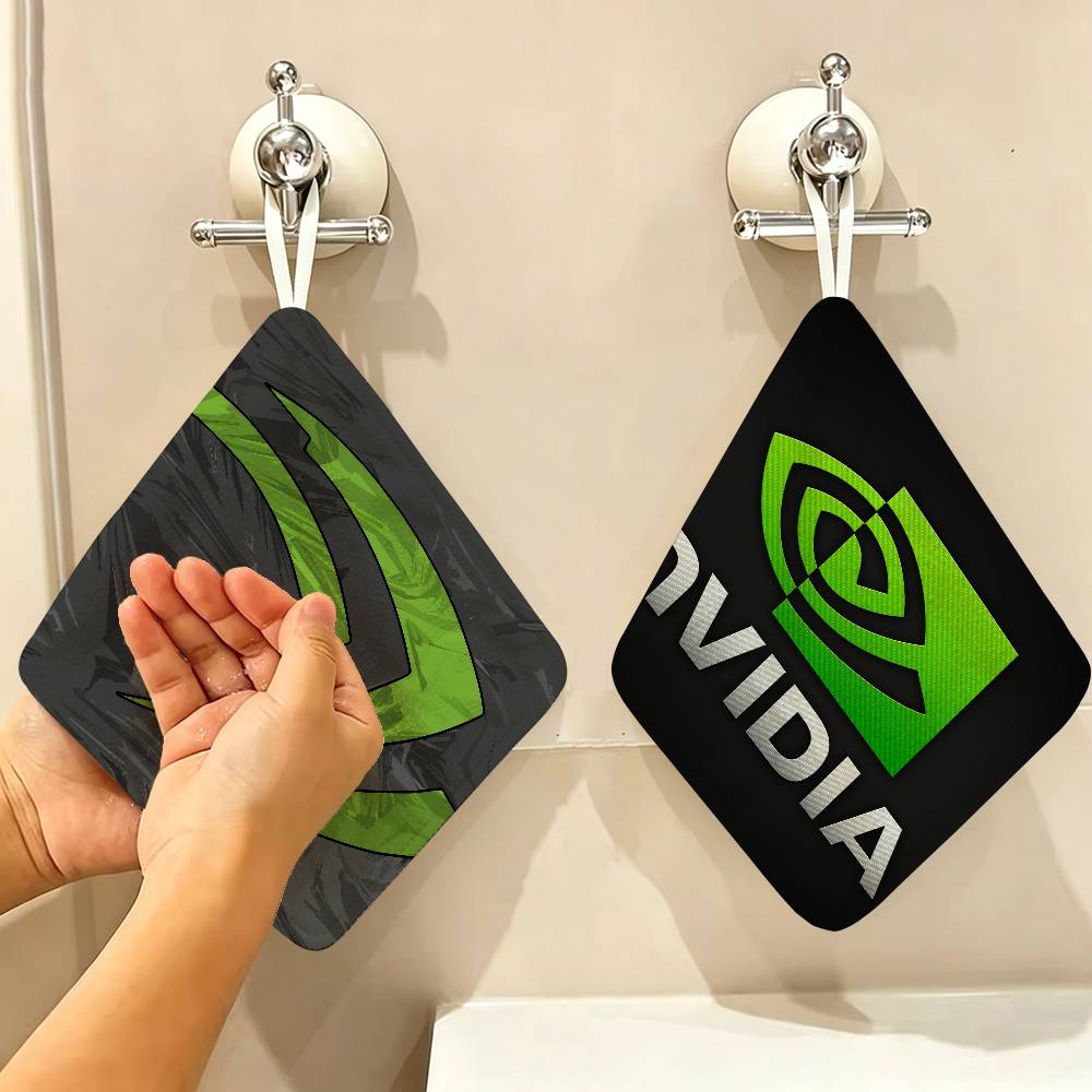 Commercial Printing Logo - ผ้าเช็ดมือโพลีเอสเตอร์ผสมคอตตอนพร้อมห่วงแขวน แบรนด์ N-Nvidia ที่มีชื่อเสียงระดับโลก น้ำหนักเบา เหมาะสำหรับใช้ในบ้านและเชิงพาณิชย์